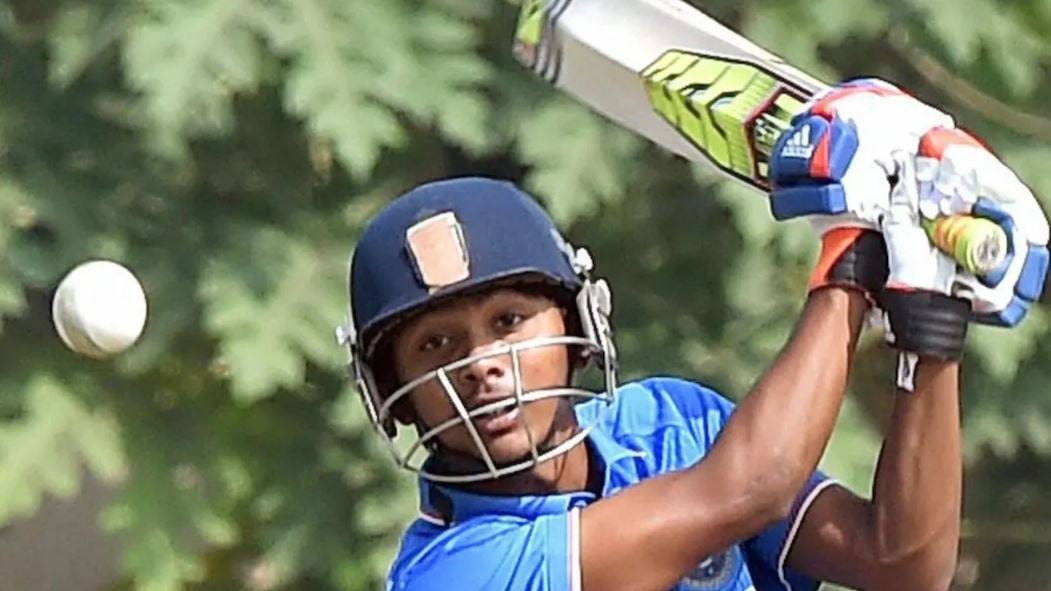 An old picture of Zeeshan Ansari playing cricket