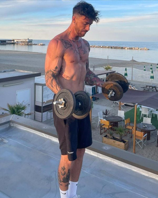 Andrea Tabanelli while working out