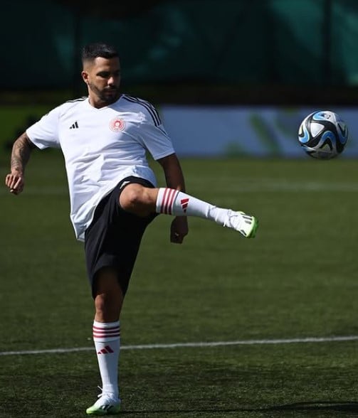 Andrés Altafulla while playing football