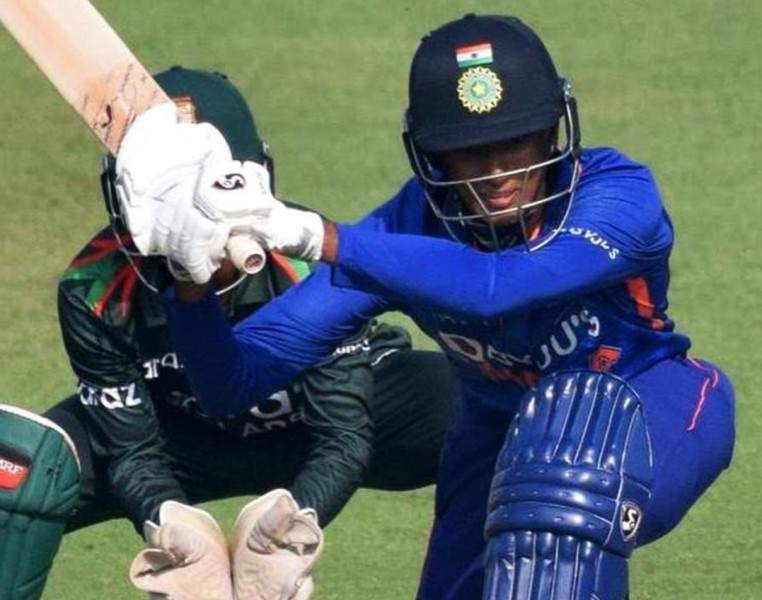 Angkrish Raghuvanshi playing for India Under-19