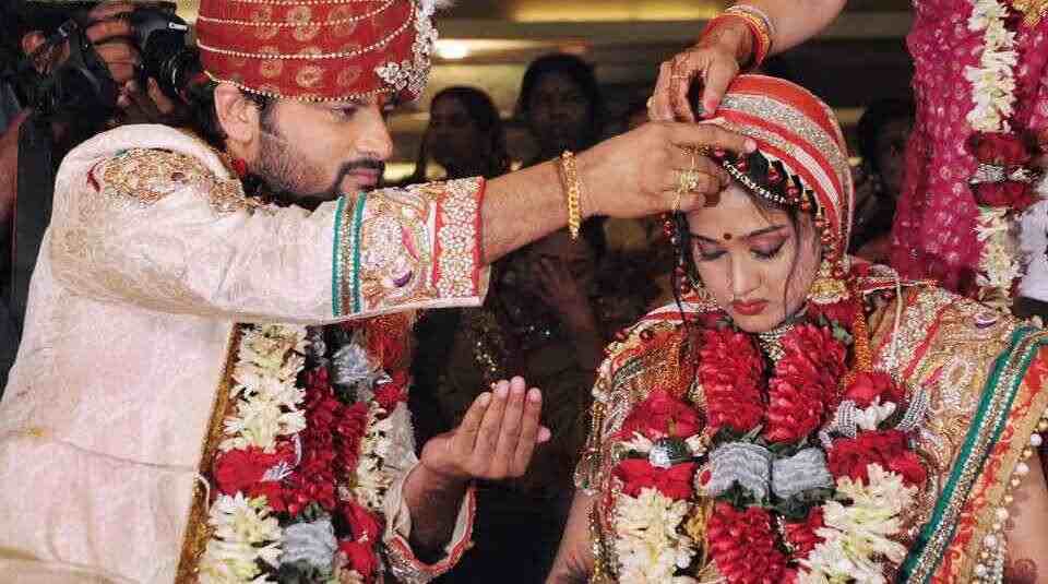 Anubhav Mohanty marriage picture