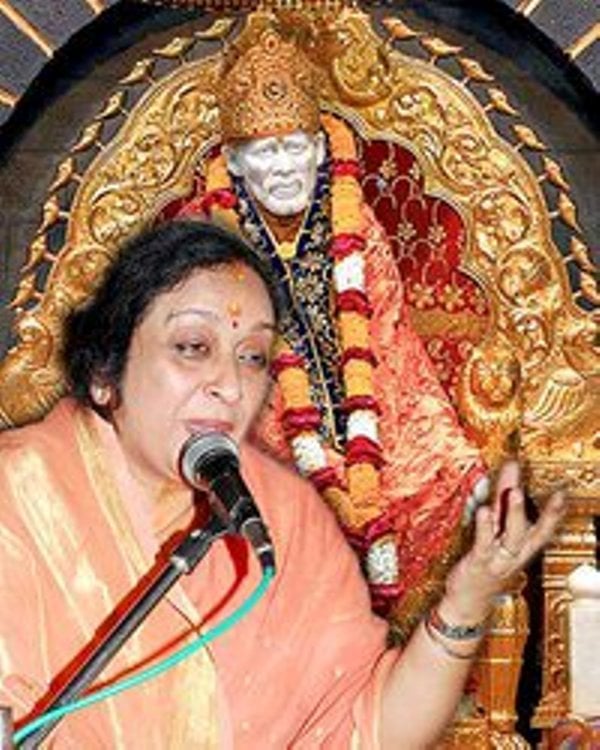 Anupama is a devotee of Sai Baba