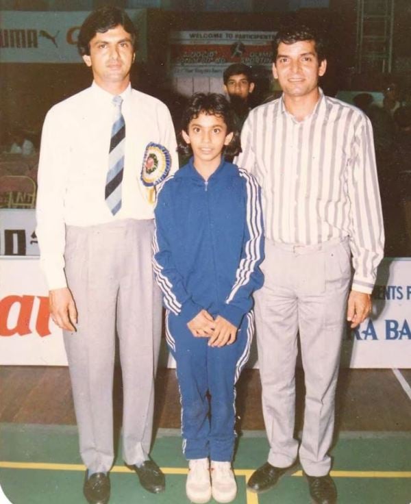 Aparna Popat with her mentors Prakash Padukone (left) and Anil Pradhan (right)