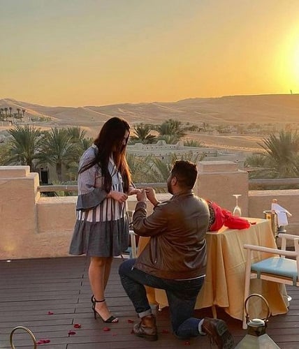 Arjun Bhalla while proposing to Shanelle Irani