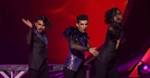 Arjun Bijlani in Jhalak Dikhhla Jaa Season 9