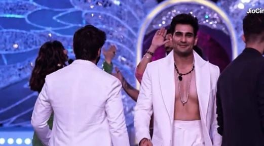 Aryan Arora in Temptation Island India