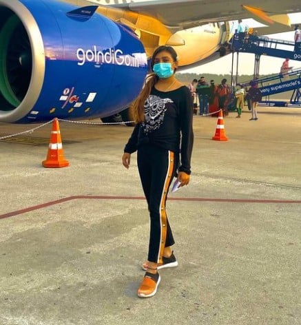 Aashi Roy on her way to a trip