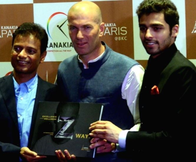 Ashish Kanakia (right) with Zinedine Zidane and Himanshu Kanakia at a promotion event for Kanakia Paris