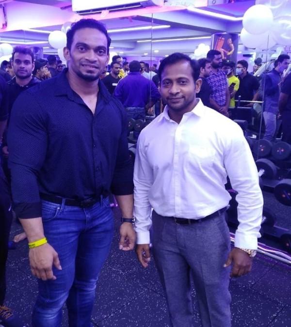 Ashish Sakharkar with Sunit Jadhav (left) during the opening of his gym
