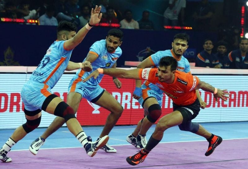 Ashish playing for U Mumba in season 9 of the Pro Kabaddi League