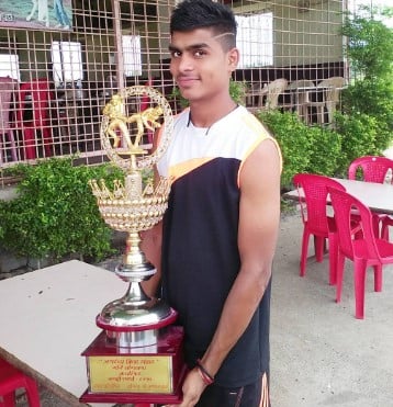 Aslam Inamdar after winning a state level kabaddi championship in 2017