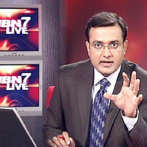 Atul Agrawal as an anchor at IB7 Live