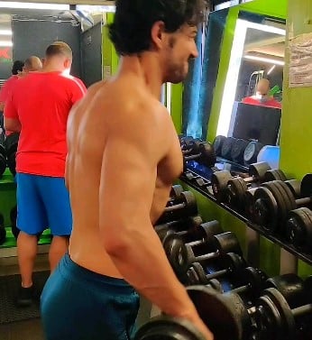 Avi Rakheja while working out at a gym