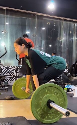 Ayesha Khan during her workout session