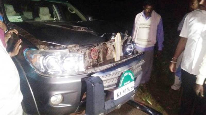 The car in which B. S. Yediyurappa son was travelling