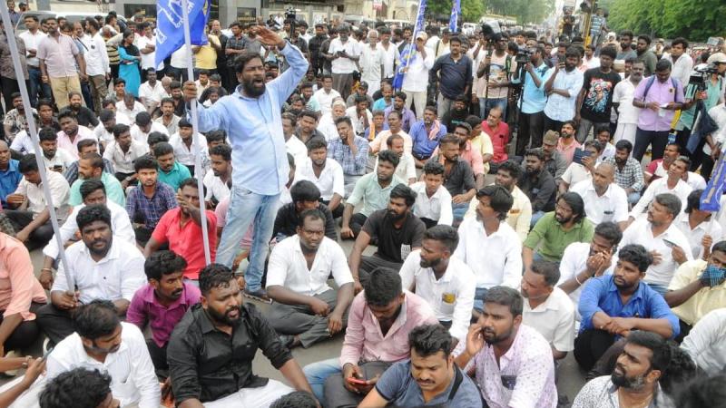 BSP workers while protesting outside the Rajiv Gandhi Government General Hospital in Chennai