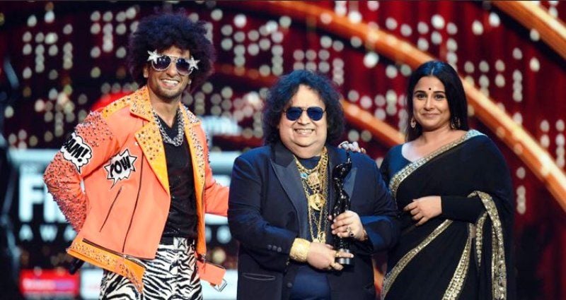 Bappi Lahiri Receiving Filmfare Award