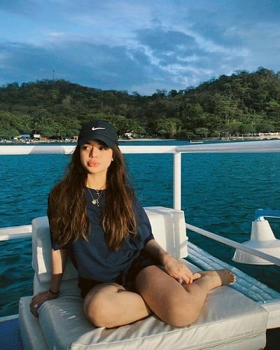 Bianca de Vera during her vacation