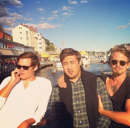 Bill Skarsgård during his vacation