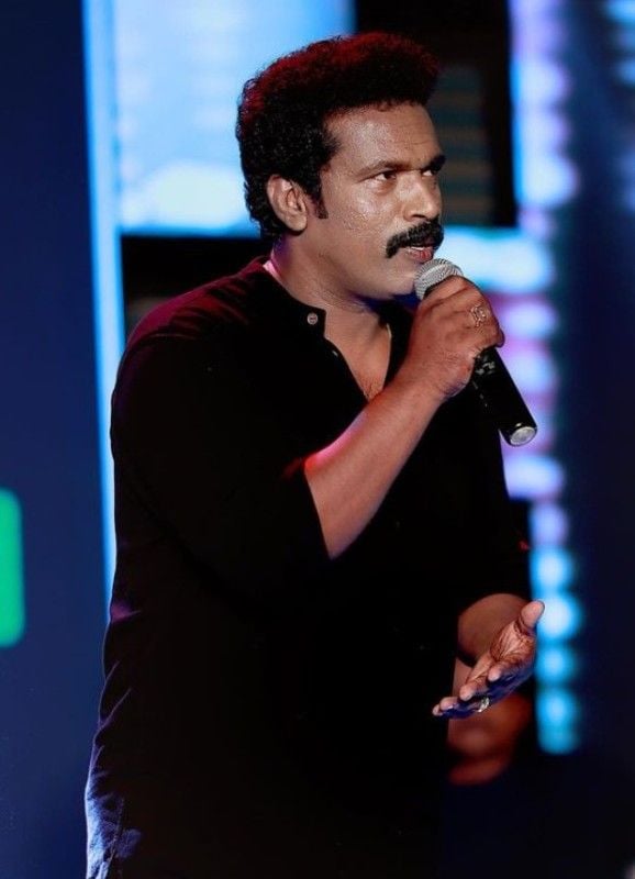 Binu Adimali during a live comedy show