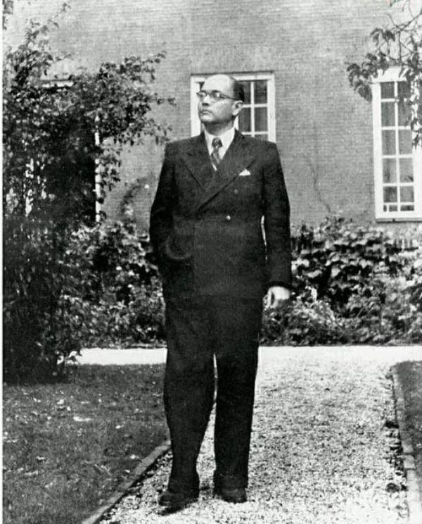 Bose posing for a photo in the garden of the villa, where he lived in Germany