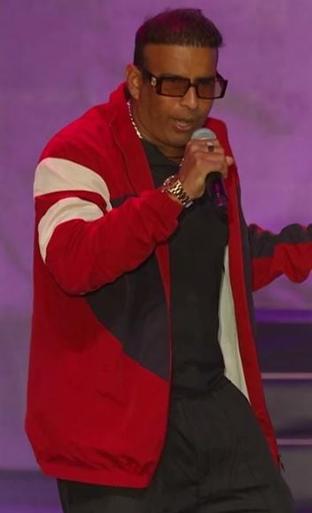 Branded Fouji during the live concert of Sunidhi Chouhan