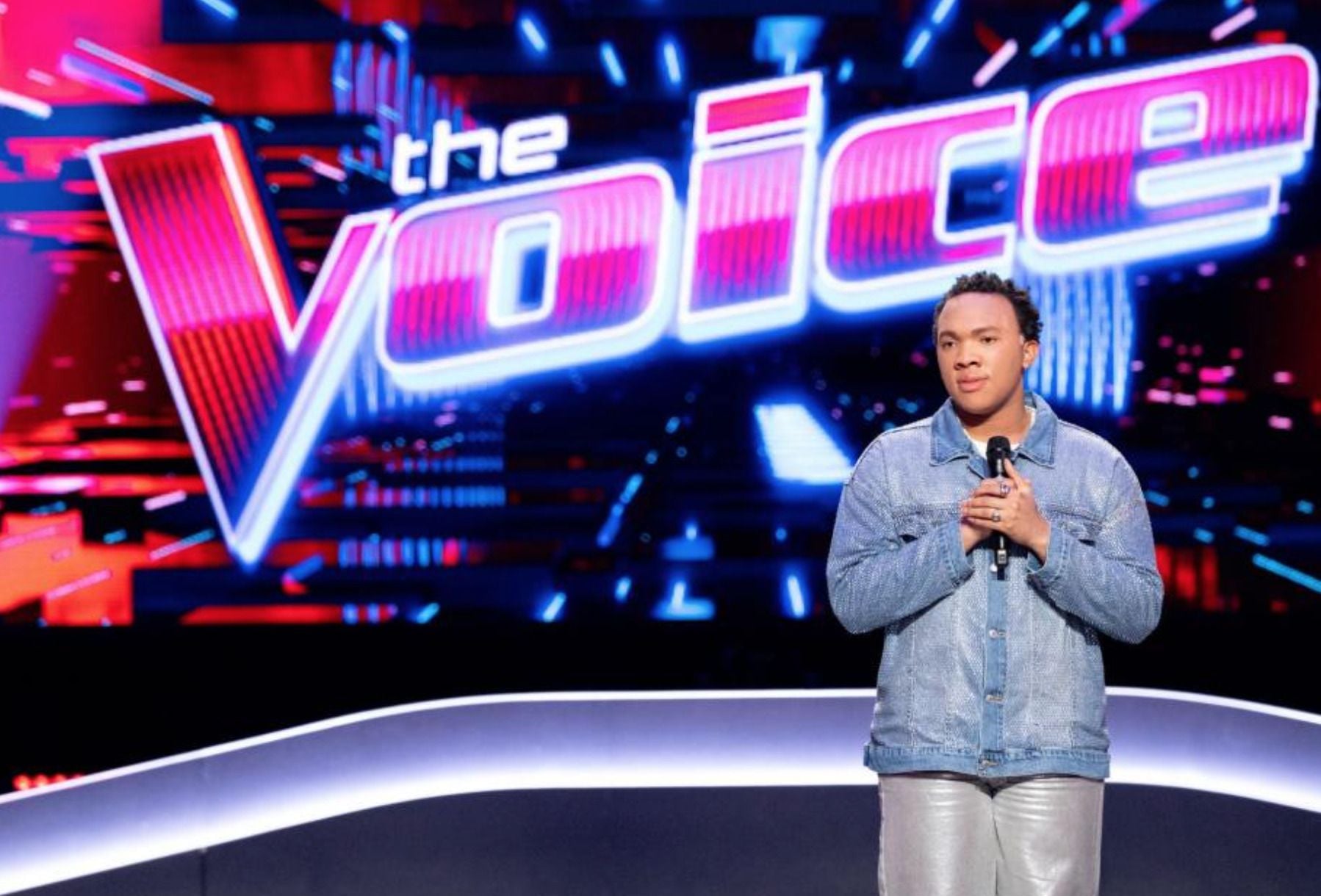 Bryson Battle on the set of The Voice Season 27