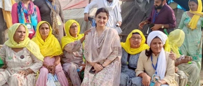 Charu Singh at farmers protest in New Delhi