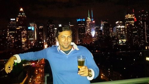 Chetan Hansraj drinking alcohol