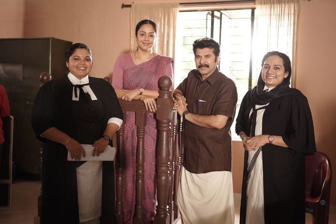 Chinnu Chandni (left) during the making of the film Kaathal – The Core