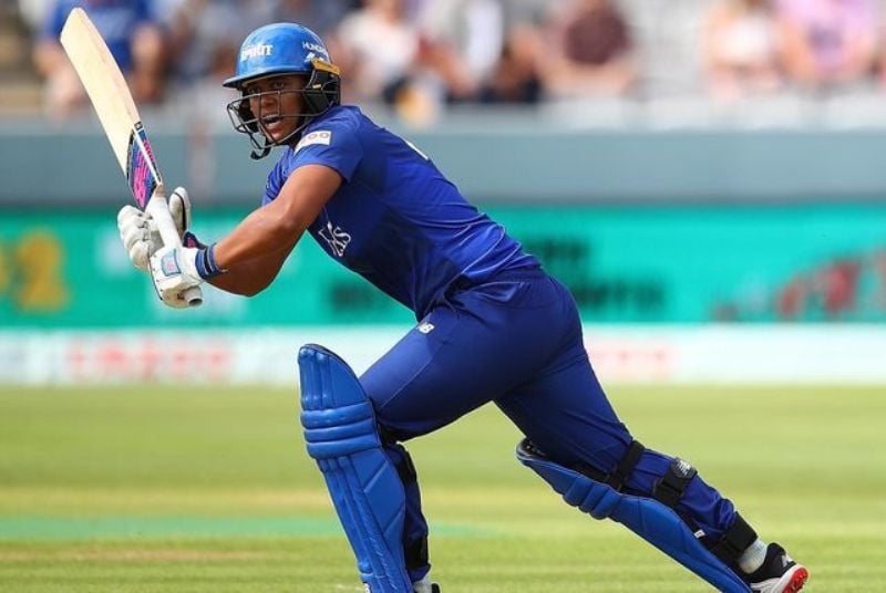 Chloe Tryon playing for the London Spirit at The Hundred (2021)