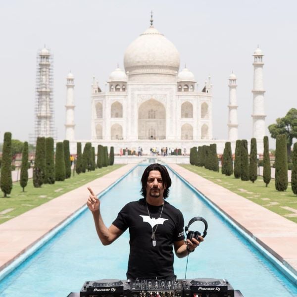 DJ Aqeel during the shoot of cinematic EDM set in front of the Taj Mahal