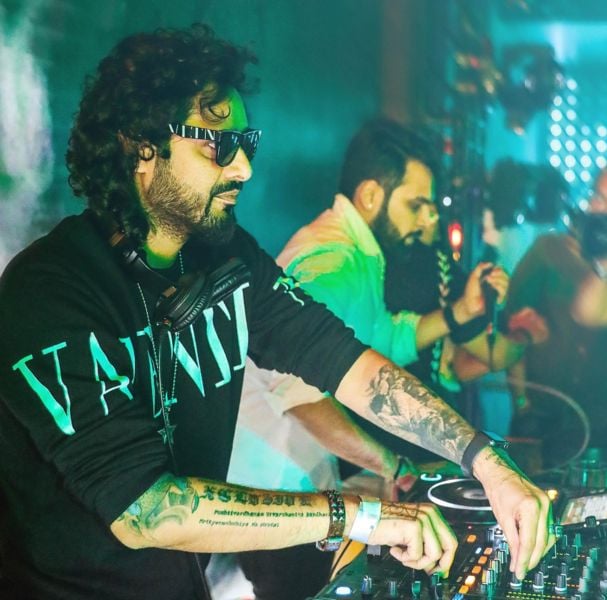 DJ Rohit Gida (left) in a still during one of his live performances in Jaipur