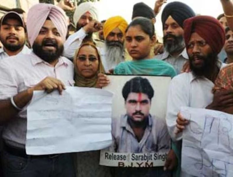Dalbir Kaur campaigning for the release of Sarabjit Singh
