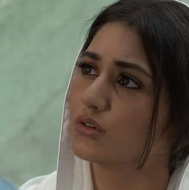 Dania Enwer in a still from the television serial Faltu Larki (2016)