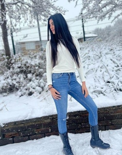 Deesha Dhanuka during her vacation