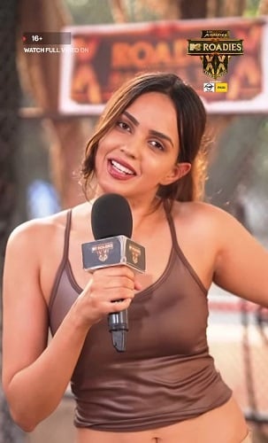 Devanshi Sharma in MTV Roadies Double Cross