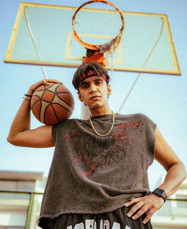 Devkaran Sharma during basketball practice