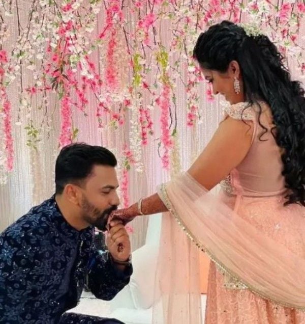 Dhawal and Sayli getting engaged