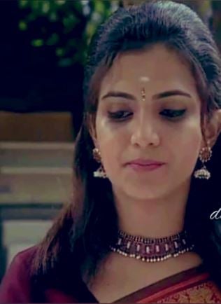 Dhivyadharshini in Selvi