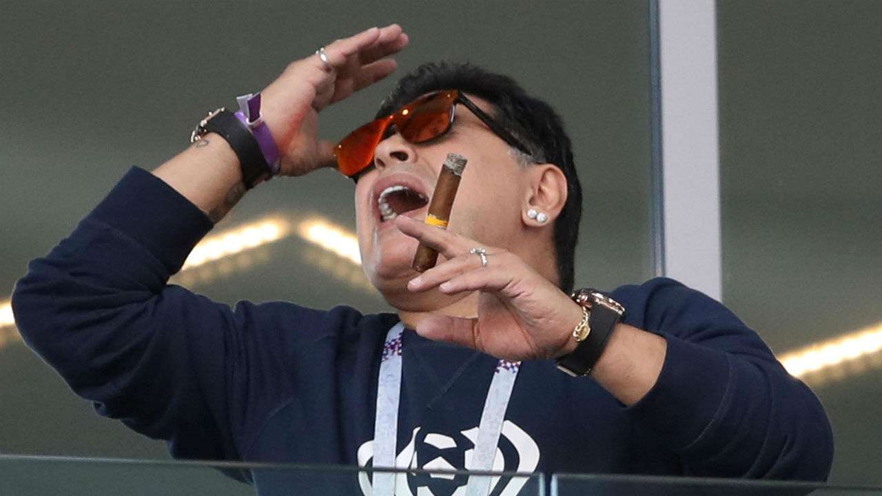 Diego Maradona smoking in the 2018 FIFA World Cup