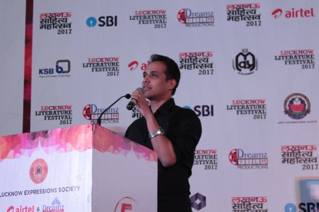 Dr Sid Warrier while speaking at the Lucknow Literature Festival in 2017