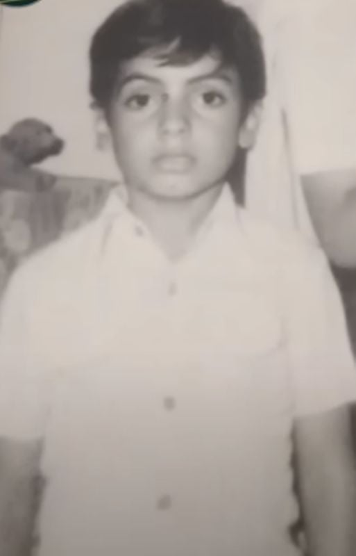 Dr Vikas Divyakirti during his school days
