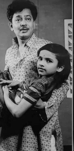 Dr. Kashinath Ghanekar