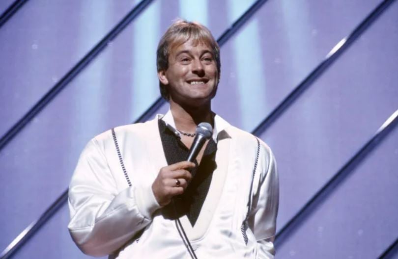 Duncan Norvelle performing at London Palladium in 1988