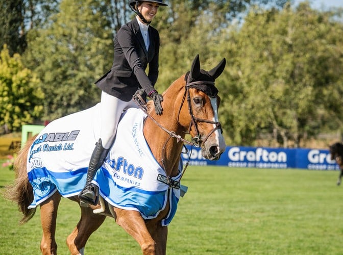 Eve Jobs with her horse Venue d’Fees des Hazalles