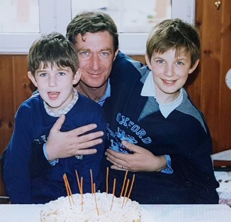 Fabrizio Mileto (left) with his brother and father