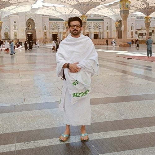 Fahad Shaikh in a mosque