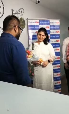 Forum IAS celebrating Smriti Mishra’s achievement