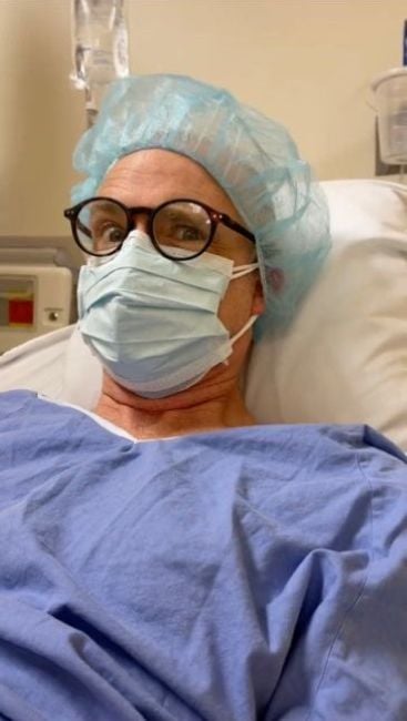 Fran Healy after receiving surgery for his hand